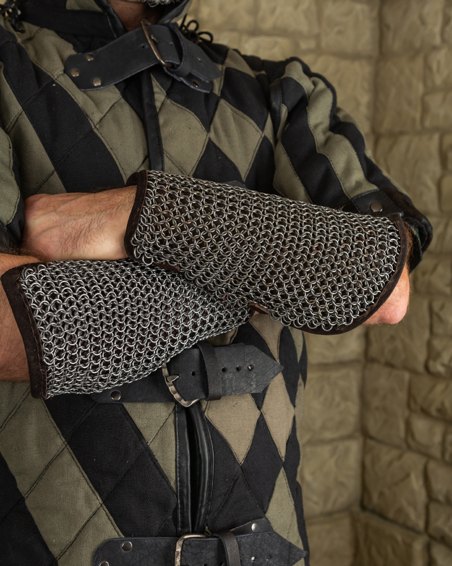 Connor chainmail bracers oiled