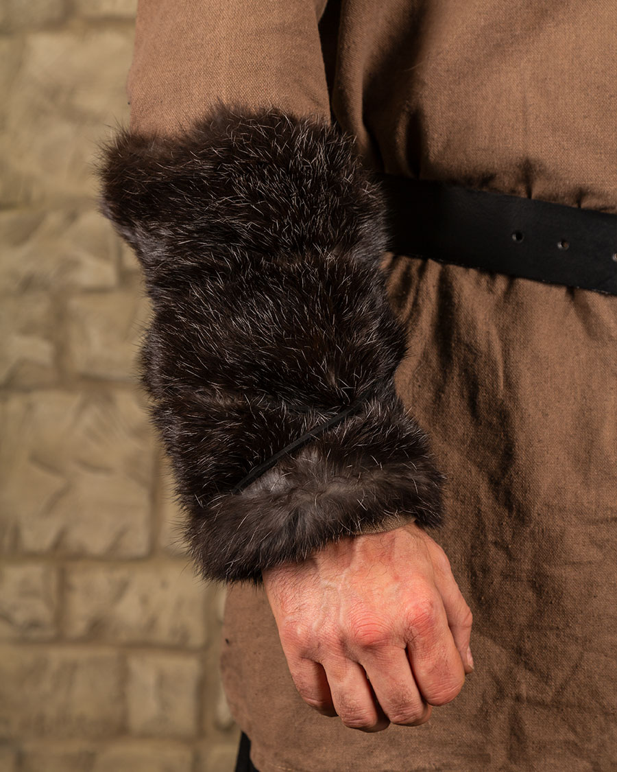 Arm wraps fur Alaska rabbit