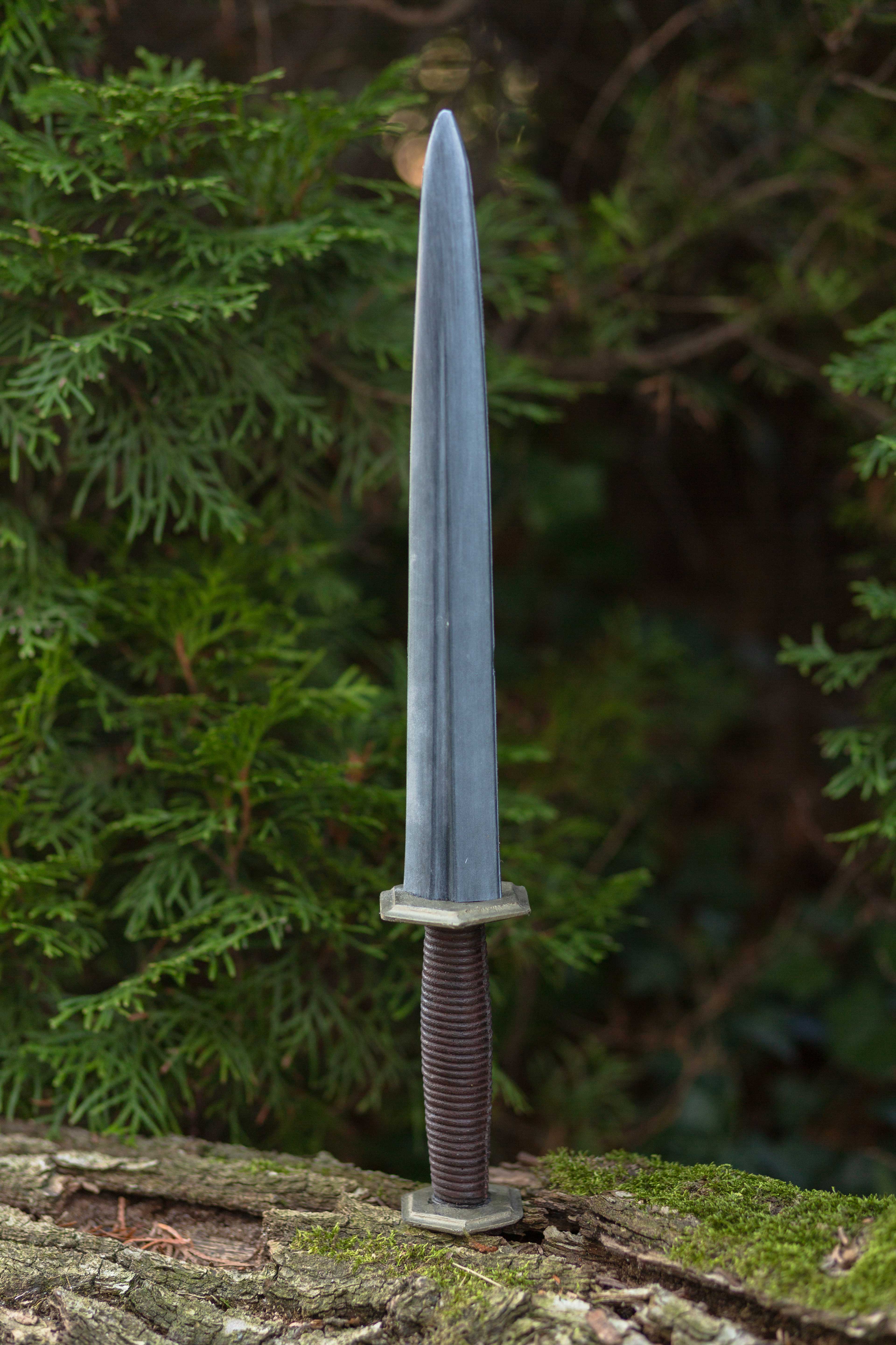 Rondel dagger type 2 brass