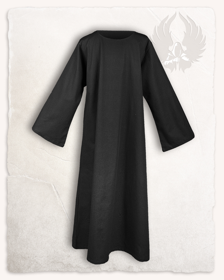 Arndt robe black